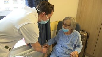 95-jarige vrouw krijgt nieuwe hartklep en stelt het goed