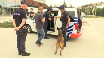 Politie LRH erkent honden als volwaardige leden korps