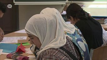 Maasmechelse meisjes mogen geen hoofddoek dragen op eerste schooldag