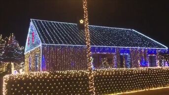 Kampenaar versiert huis met 135.000 lampjes