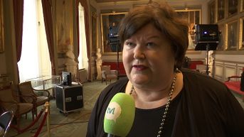 Maggie De Block vergallopeert zich in interview met TV Limburg: asielcentrum Bilzen niet voor rolstoelgebruikers