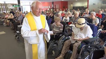 94-jarige Arthur Janssen al 70 jaar priester in Bree
