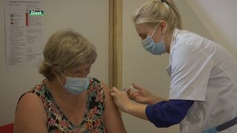 Limburgse vaccinatiecentra zijn dringend op zoek naar vrijwilligers