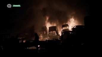 Tientallen auto's gaan in vlammen op bij zware brand in Kiewit
