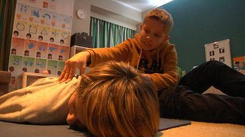 Kinderen volgen relaxatietherapie in Tessenderlo