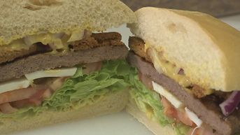 Zonhovense frituur lanceert hamburger met speculaas