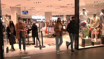 Heel wat Limburgers gingen vandaag nog shoppen omdat ze niet willen reserveren