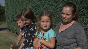 Macedonisch gezin uit Beringen ondanks protest toch het land uitgezet