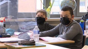 Grenzen sluiten uit vrees voor besmettingen van Nederlandse kinderen in Maaseikse scholen?