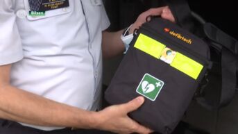 Politie Bilzen - Hoeselt - Riemst installeert AED-toestellen in combi's