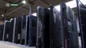 Berings bedrijf verbreekt wereldrecord domino met oude laptops
