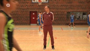 Maarten Motmans is basketbalcoach na lange revalidatie