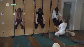 Yoga Wall: met touwen en riemen aan de muur tot rust komen wint aan populariteit