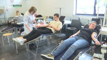 Met bloedinzamelactie Bloedserieus wil Rode Kruis studenten stimuleren om regelmatig bloed te doneren