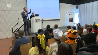 Jo Brouns trekt naar scholen met zijn verhaal over de veerkracht van Limburg