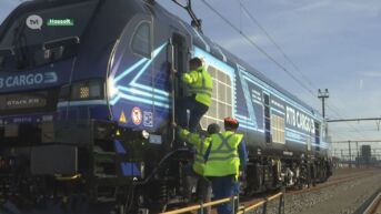 Eerste hybride locomotief voor vrachtvervoer