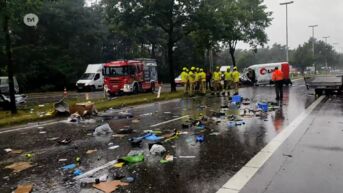Twee bestuurders zwaargewond na botsing bestelwagens in Lommel