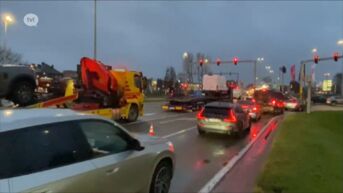 Enorme verkeershinder in Hasselt door brandende vrachtwagen op Grote Ring