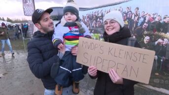 Veldritfans vieren terugkeer van wereldkampioen van der Poel in de Kuil van Zonhoven