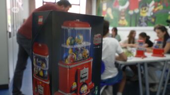 LEGO brengt kauwgomballenautomaat van Oudsbergense leraar op de markt