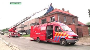 Betonmixer vernielt dak van woning in Sint-Truiden