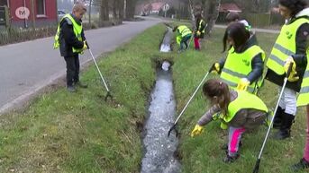 Dit weekend rapen vrijwilligers in heel Limburg het zwerfvuil op