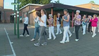 Figuranten stomen zich klaar voor Virga Jessefeesten in Hasselt