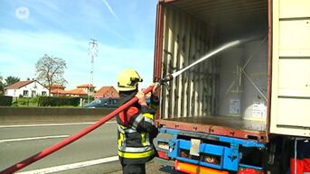 File op E313 door brandende vrachtwagen in Beringen