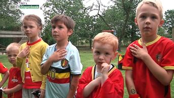 Voetbalgekke kleuters in Diepenbeek supporteren voor de Rode Duivels