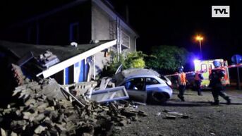 Auto rijdt huis binnen in Bocholt
