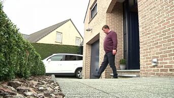 Man met prothese wil slachtoffers aanslagen hart onder de riem steken