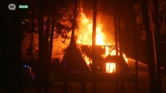 Uitslaande brand verwoest café 't Sjalekke in Kattevennen
