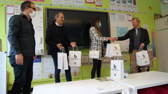 Stad Bilzen voorziet leerkrachten van beschermingsmateriaal voor heropstart