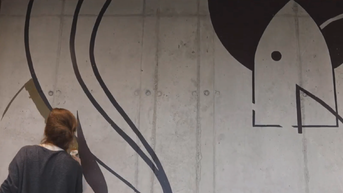 Luikse artieste fleurt nieuw stadhuis Beringen op met streetart