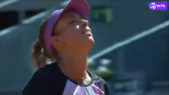 Elise Mertens stoot in Sydney door naar de tweede ronde