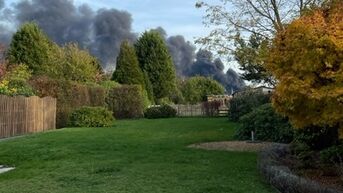 Zware brand woedt op industrieterrein in Lanaken
