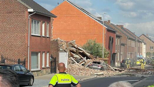 Gasontploffing verwoest twee woningen in Maasmechelen