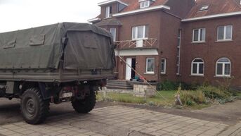 Politie valt met explosievenhonden binnen bij autohandelaar in Sint-Truiden