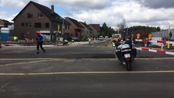 Kruispunt Kuringersteenweg in Hasselt afgezet na groot gaslek