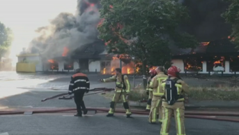 Inwoners van Hamont-Achel moeten ramen en deuren sluiten voor zware brand