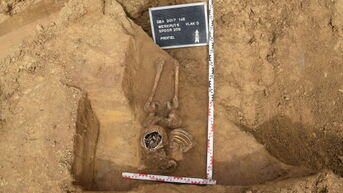 Bijna honderd Romeinse graven opgegraven op laatste grote verkaveling van Tongeren